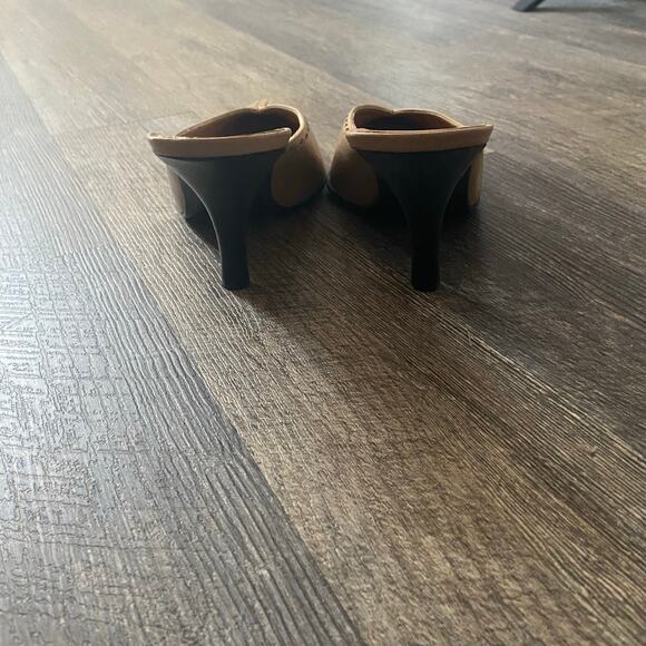 Hermès Tan Leather Stitched Trim Mule Heels, Sz 38 / 7.5 - Picture 13 of 16